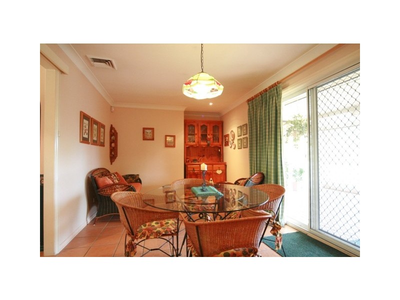 19 Knight Avenue, Kings Langley NSW 2147