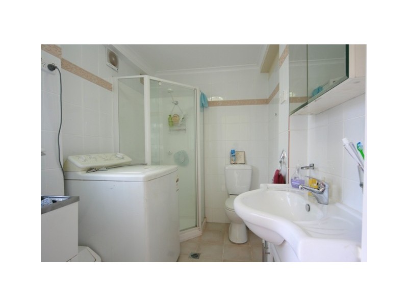 2  Reading Avenue, Kings Langley NSW 2147