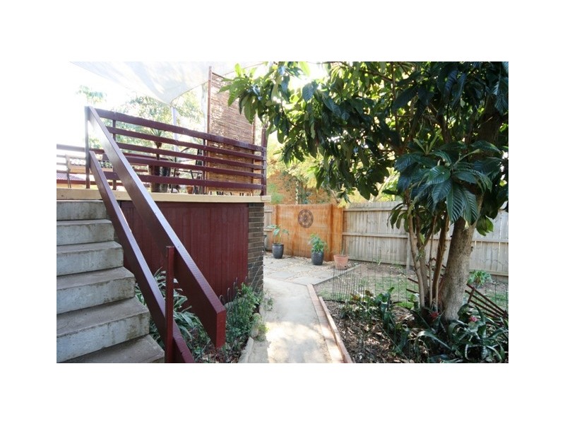 2  Reading Avenue, Kings Langley NSW 2147