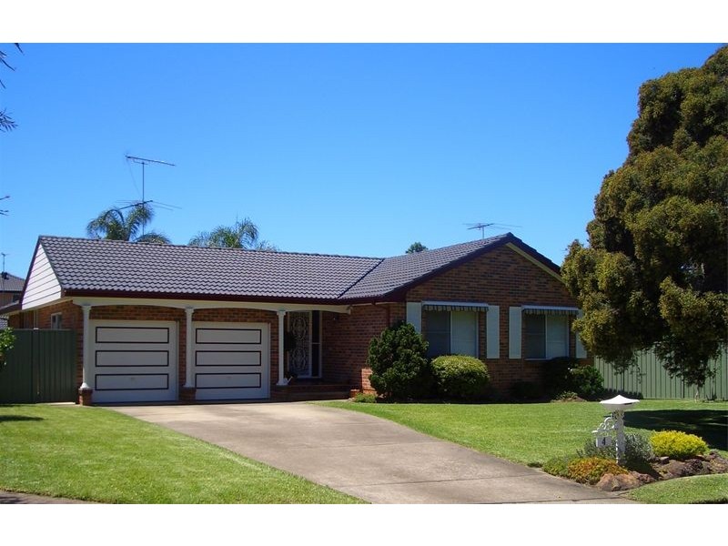 4  Webber Place, Kings Langley NSW 2147