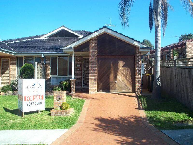 4a Rutledge Crescent, Quakers Hill NSW 2763