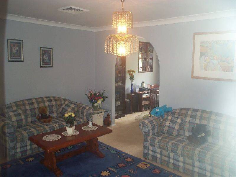 7  Webber Place, Kings Langley NSW 2147