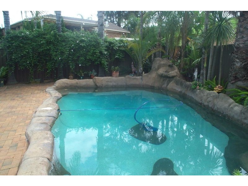 7  Webber Place, Kings Langley NSW 2147