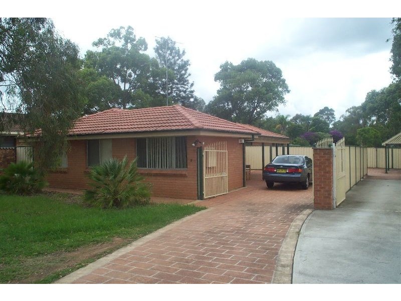 4  Whitby Road, Kings Langley NSW 2147