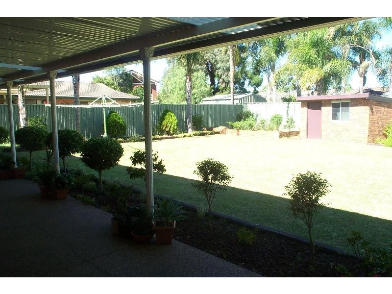 6  Exeter Grove, Kings Langley NSW 2147