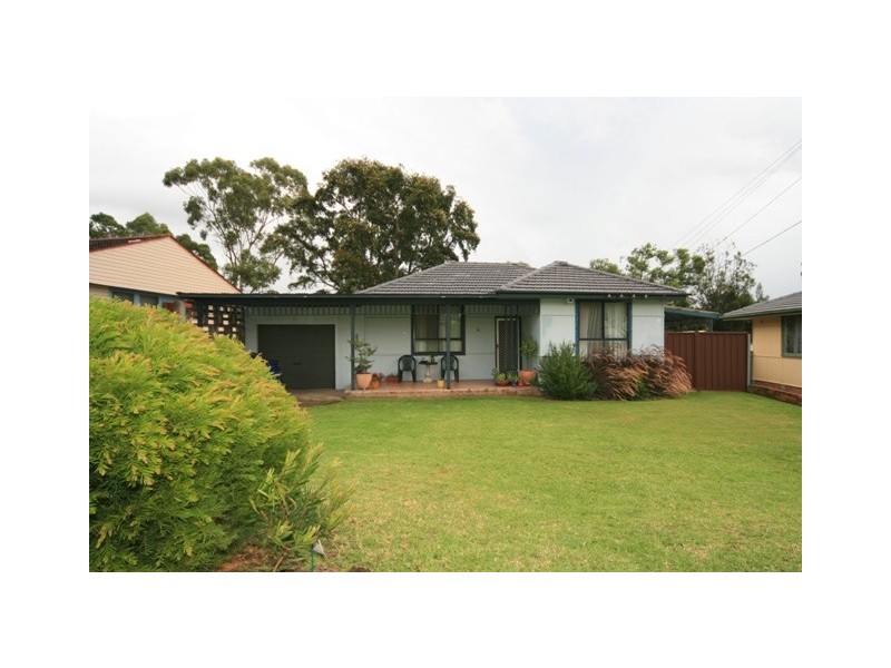 8 Wills Street, Lalor Park NSW 2147