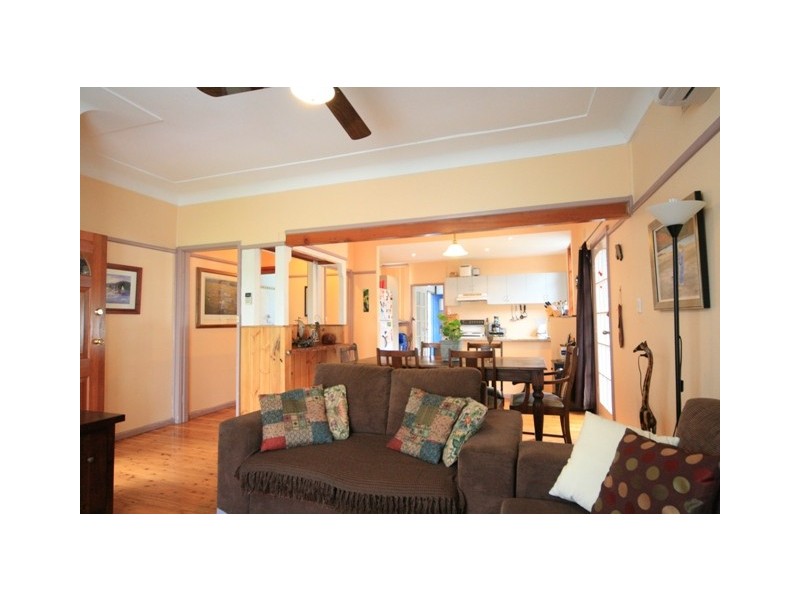 8 Wills Street, Lalor Park NSW 2147