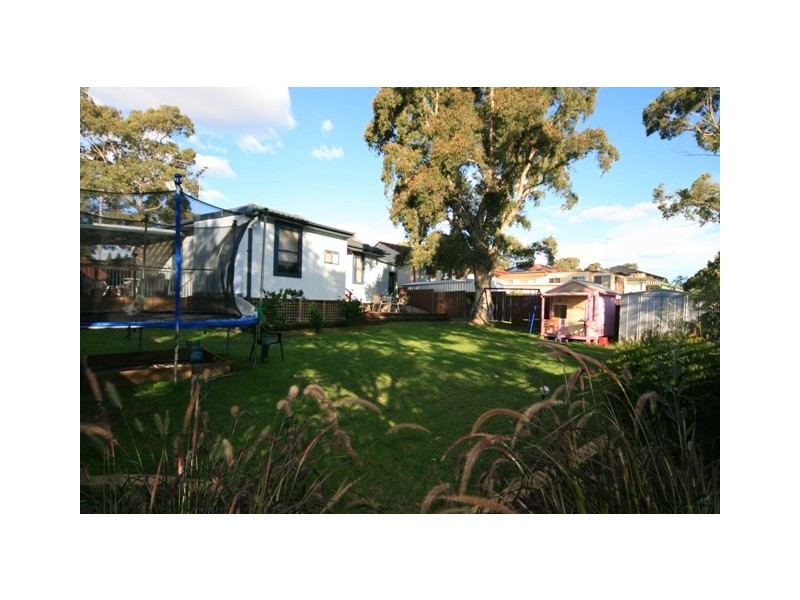 8 Wills Street, Lalor Park NSW 2147