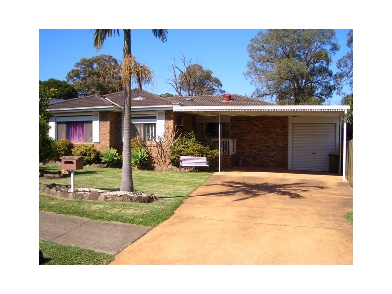 16  Elsom Street, Kings Langley NSW 2147