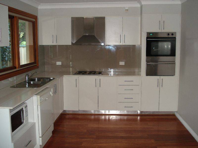 201  Madagascar Drive, Kings Park NSW 2148