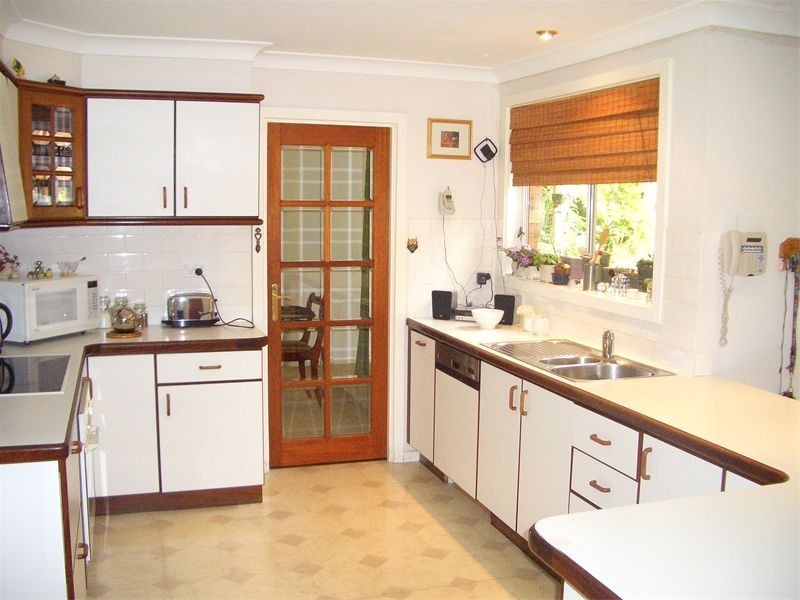 6  Gavin Place, Kings Langley NSW 2147