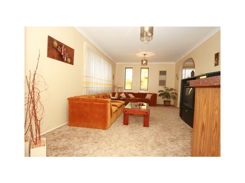 19 Perry Street, Kings Langley NSW 2147