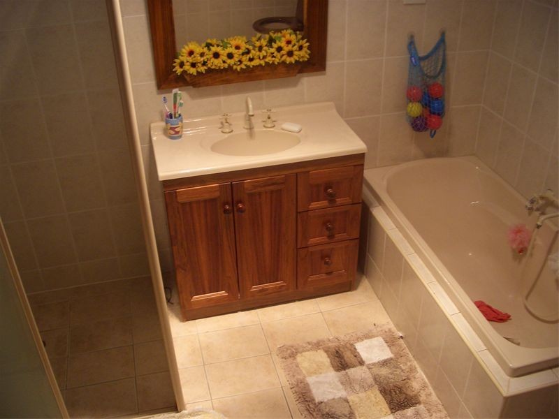 13  Knight Avenue, Kings Langley NSW 2147