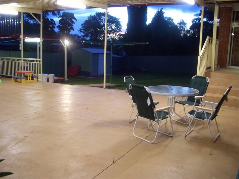 13  Knight Avenue, Kings Langley NSW 2147