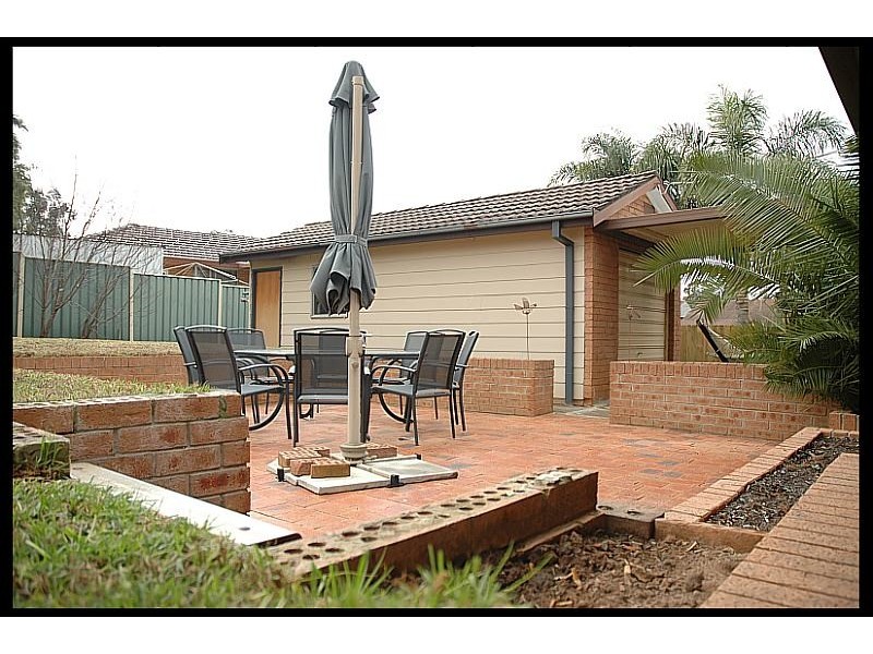 48  Warrimoo Drive, Quakers Hill NSW 2763