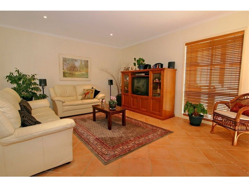 8  Peak Street, Glenwood NSW 2768