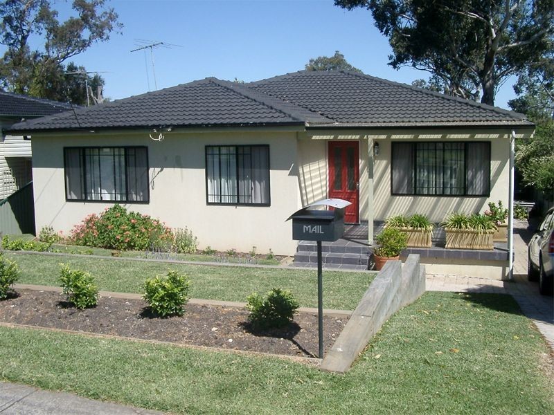 182   Frederick Street, Lalor Park NSW 2147