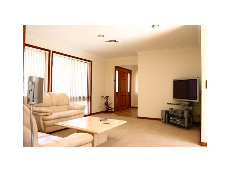 9   Webber Place, Kings Langley NSW 2147