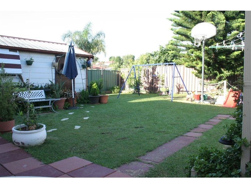 33   Johnson Avenue, Seven Hills NSW 2147