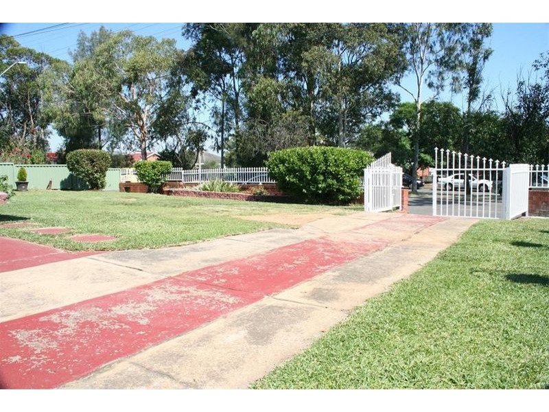 33   Johnson Avenue, Seven Hills NSW 2147