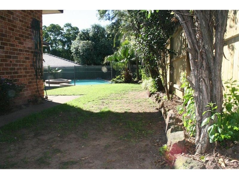 19  Hugh Place, Kings Langley NSW 2147