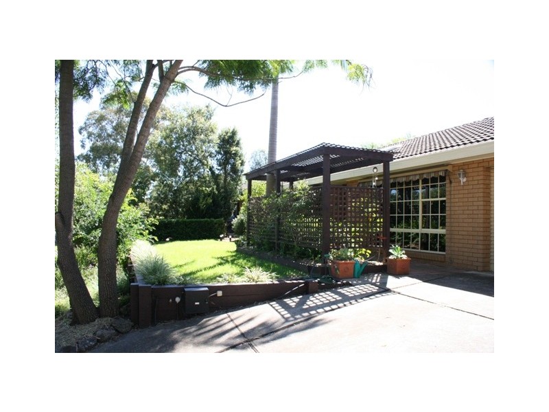 3   Madeira Avenue, Kings Langley NSW 2147