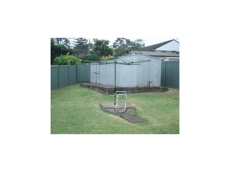 35  Pineleigh Road, Lalor Park NSW 2147