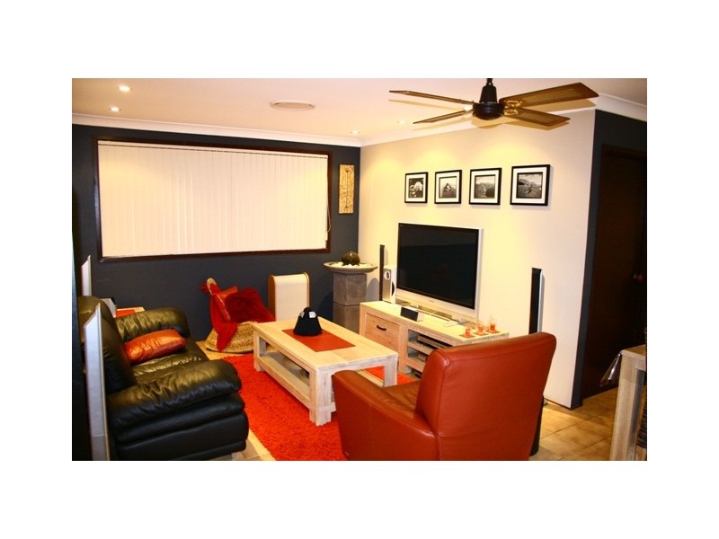 33   Sherridon Crescent, Quakers Hill NSW 2763