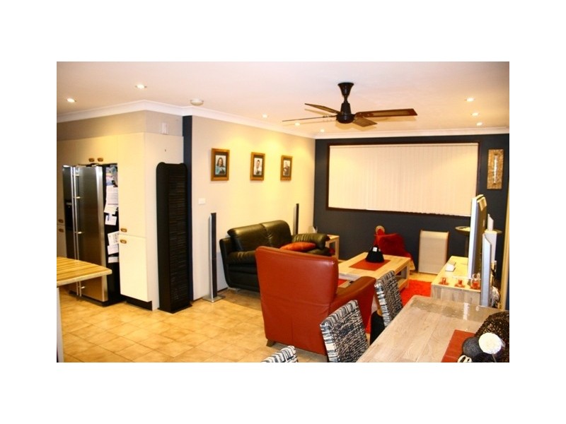 33   Sherridon Crescent, Quakers Hill NSW 2763