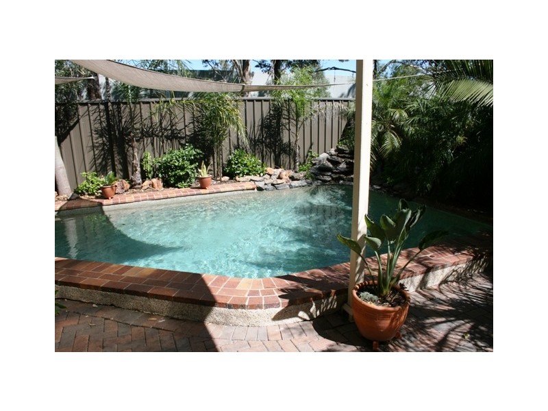 33   Sherridon Crescent, Quakers Hill NSW 2763