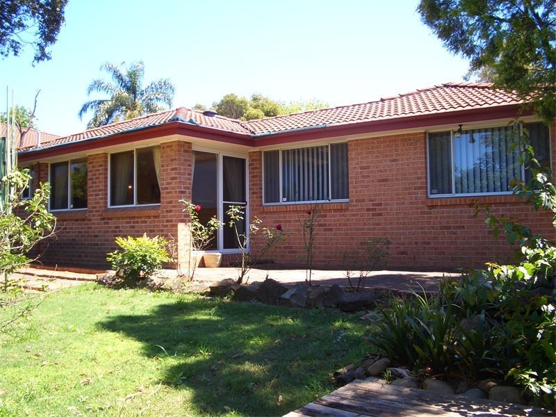 19  Gilbert Crescent, Kings Langley NSW 2147