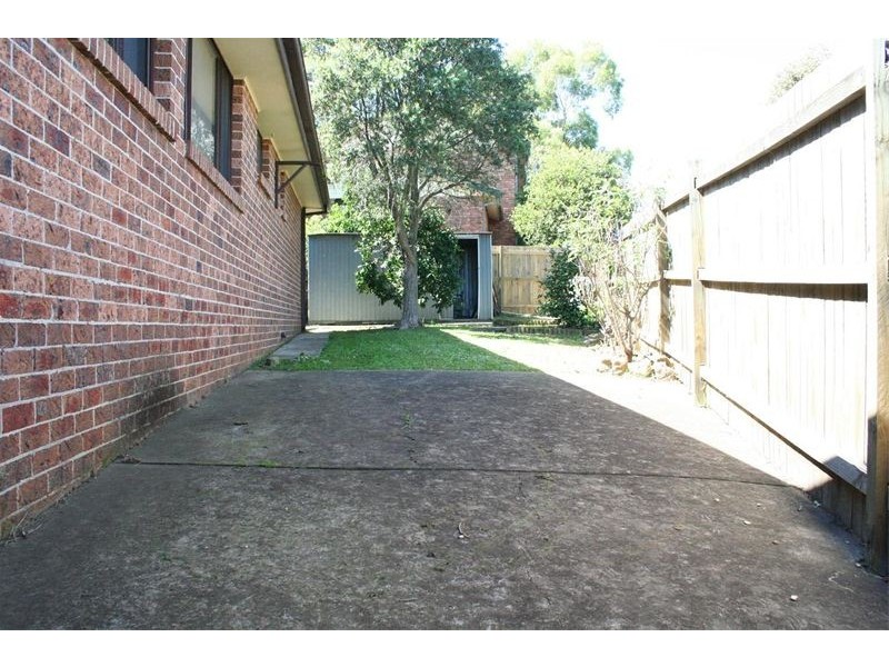 19 Hugh Place, Kings Langley NSW 2147