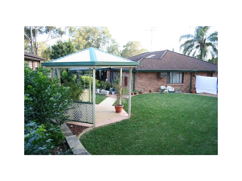 6  Tunley Place, Kings Langley NSW 2147