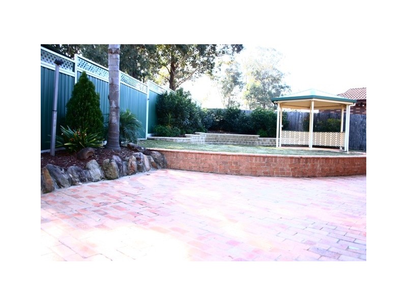 6  Tunley Place, Kings Langley NSW 2147