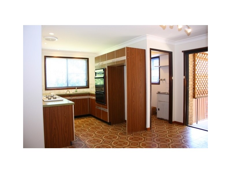 90  Madagascar Drive, Kings Park NSW 2148