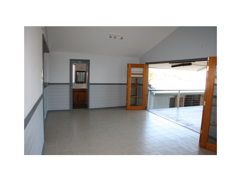 8  Yvonne Street, Seven Hills NSW 2147