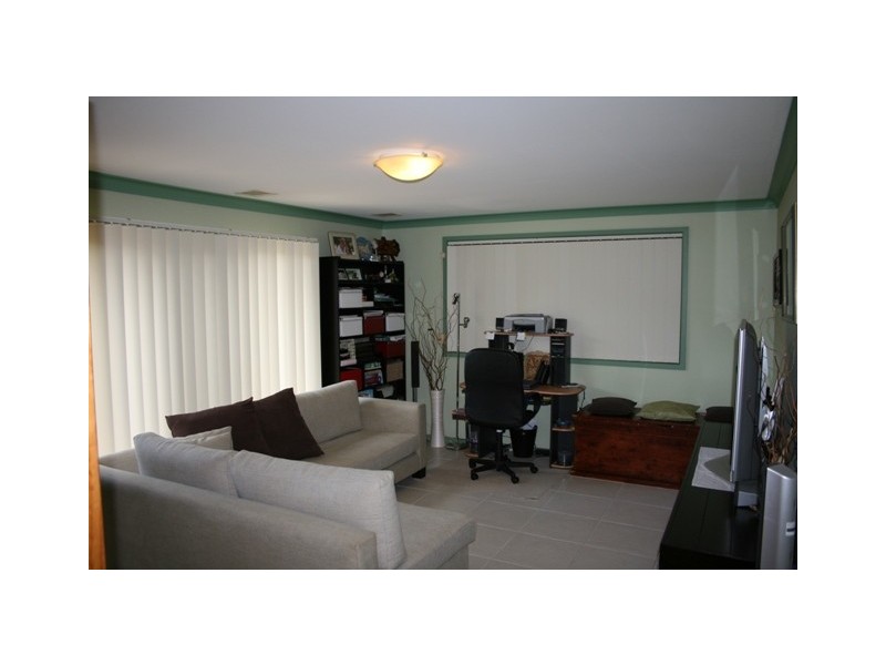 26 Collett Crescent, Kings Langley NSW 2147