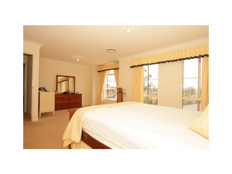 8 Stefie Place, Kings Langley NSW 2147