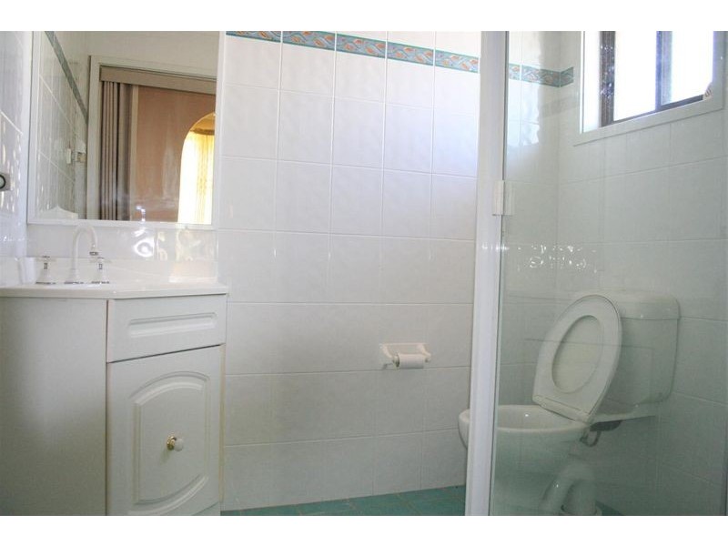 19 Hugh Place, Kings Langley NSW 2147
