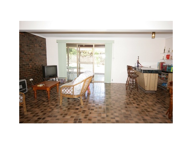 17 James Cook Drive, Kings Langley NSW 2147