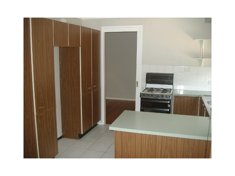 41  Faulkland Crescent, Kings Park NSW 2148