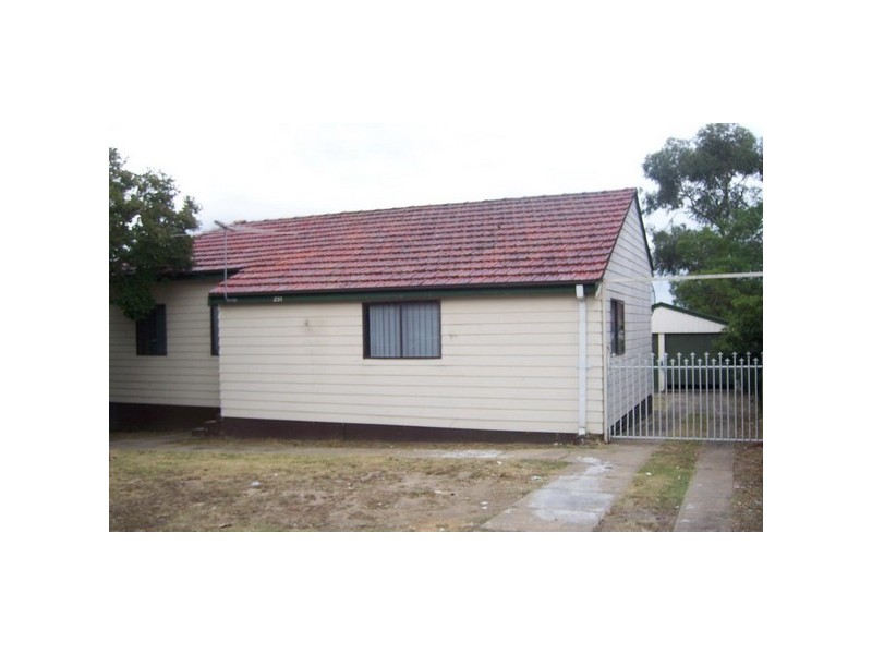 251 Cumberland Road, Auburn NSW 2144
