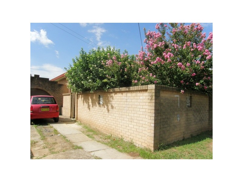 7 Chitern Road, Guildford NSW 2161