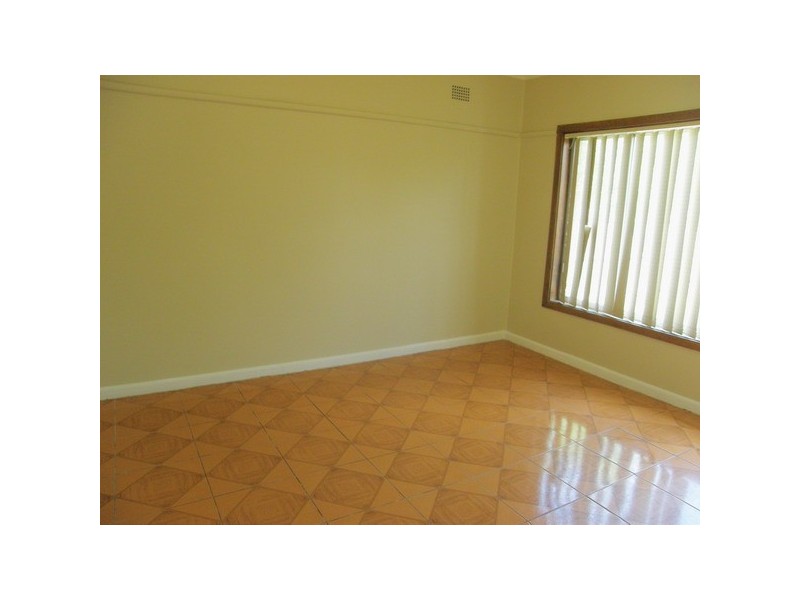 7 Chitern Road, Guildford NSW 2161