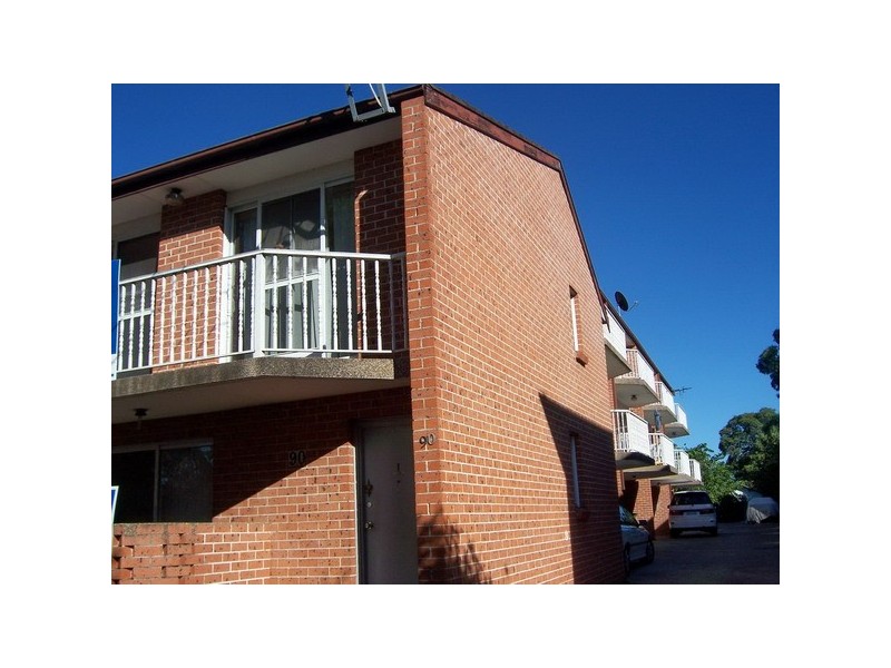 90 Northumberland Road, Auburn NSW 2144