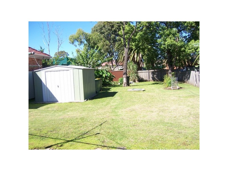 26 Willoughby St, Guildford NSW 2161