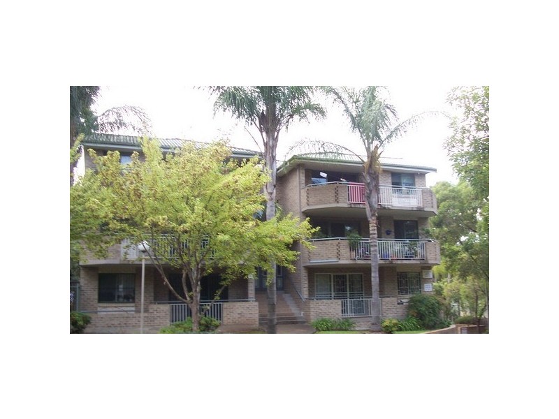 11/5-7 Crown St, Granville NSW 2142