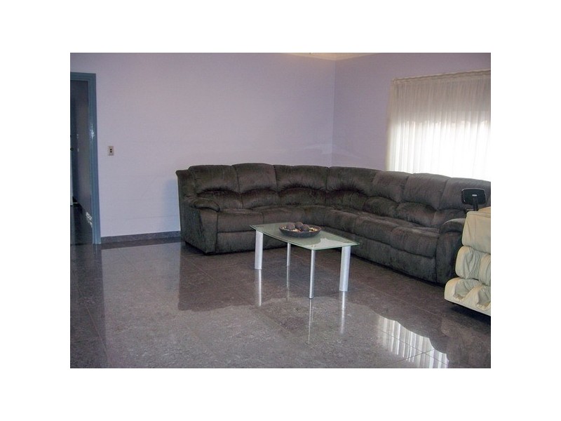 18 Talbot Rd, Guildford NSW 2161