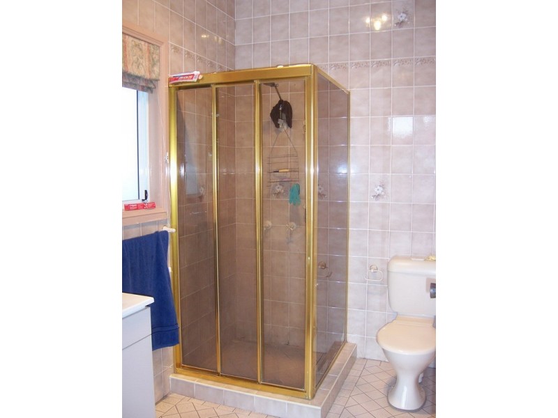 18 Talbot Rd, Guildford NSW 2161