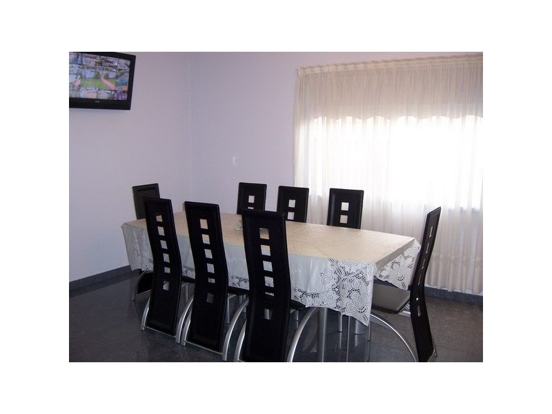 18 Talbot Rd, Guildford NSW 2161